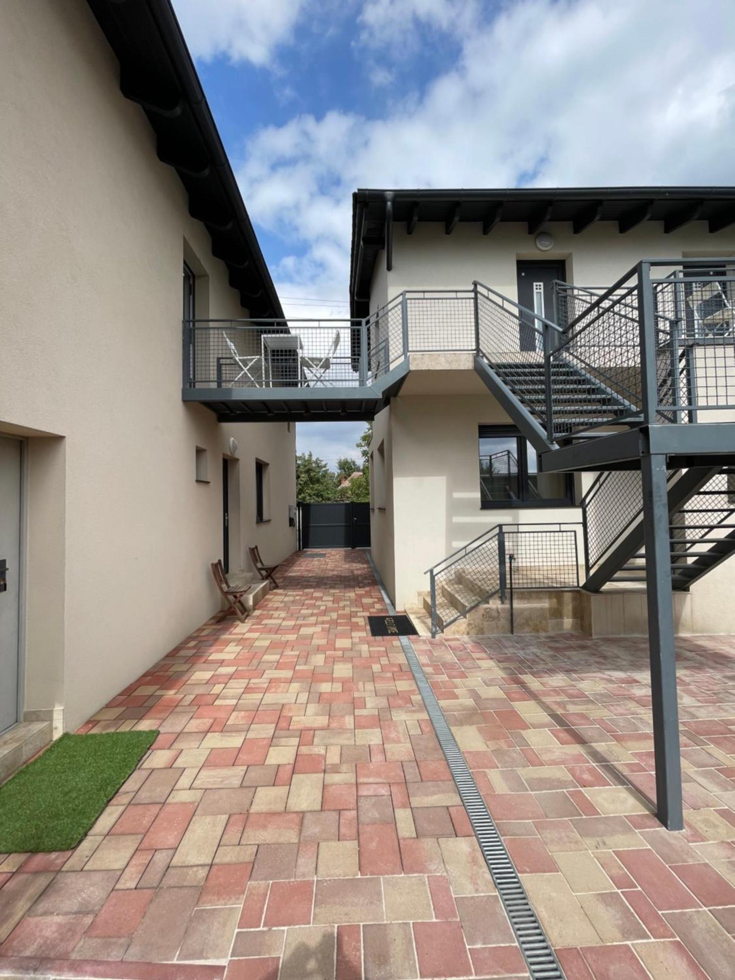 Apartment 3 Confort&Modern Αράντ Εξωτερικό φωτογραφία